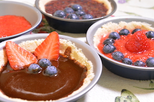 Diferentes tartaletas de frutos del bosque