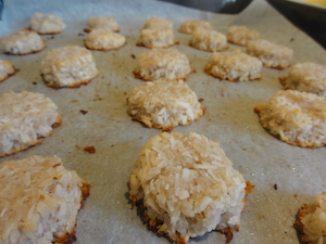 Galletas de coco con dátil